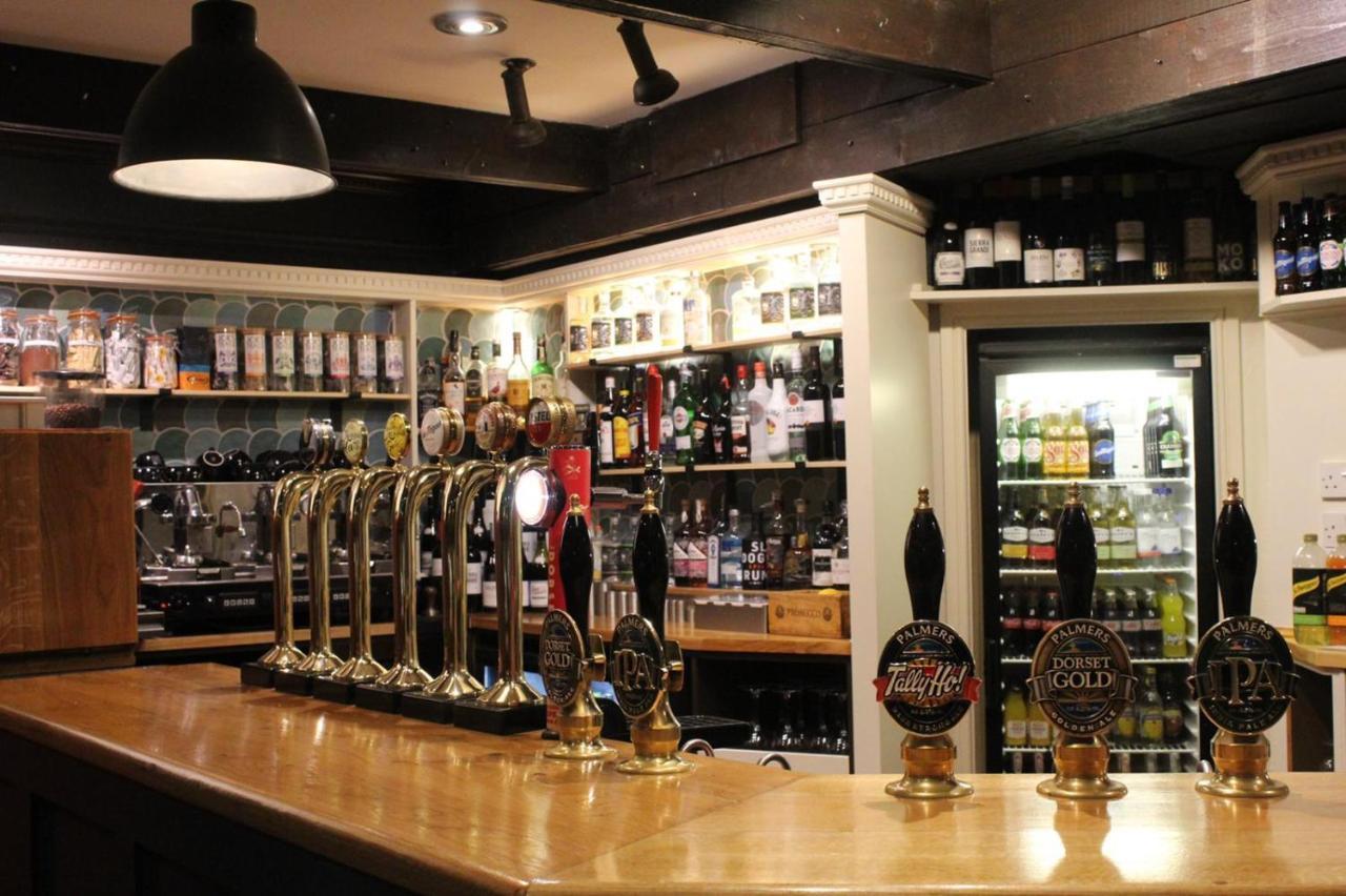 Bridport Arms Hotel Вест-Бэй Экстерьер фото