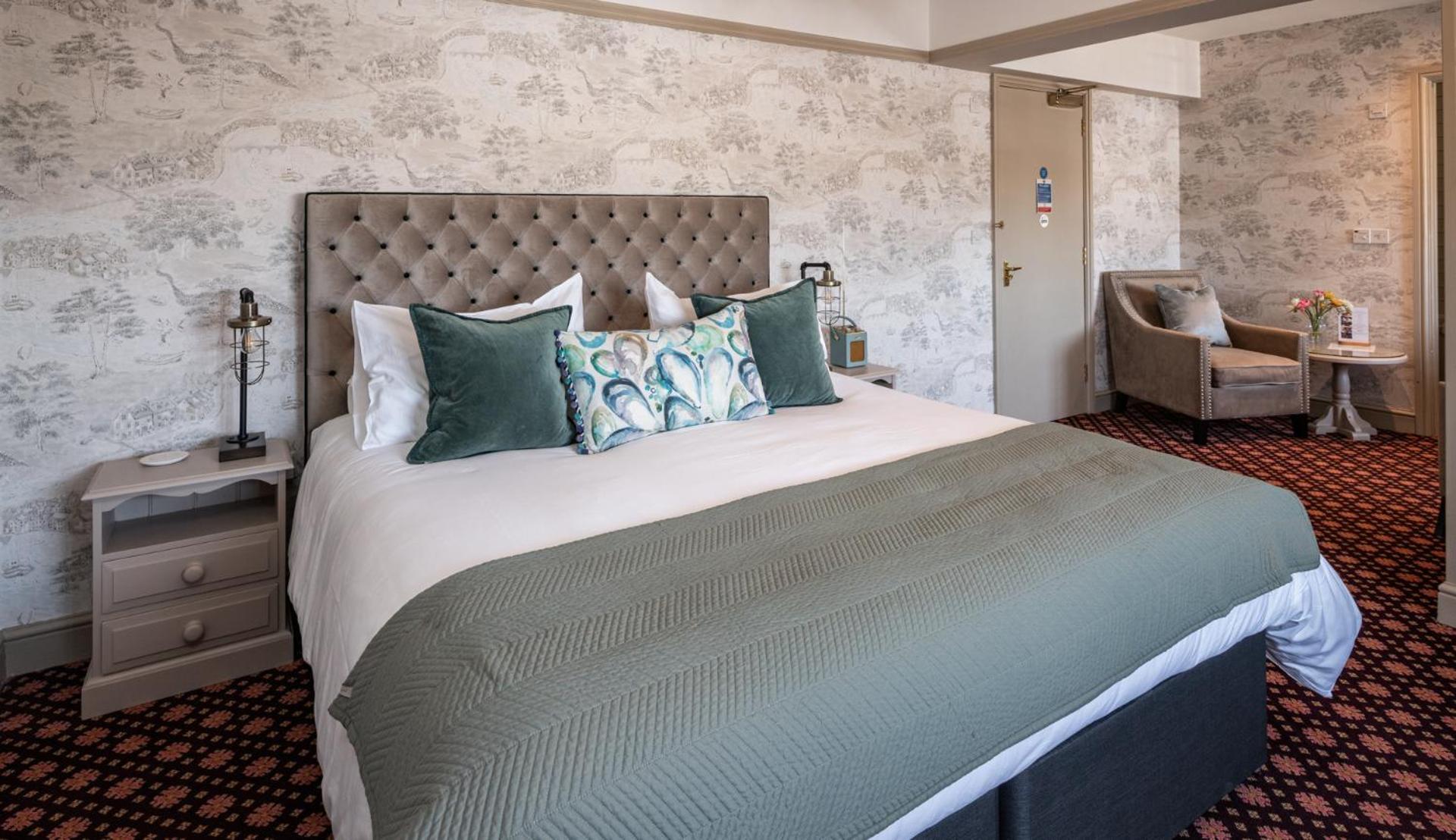 Bridport Arms Hotel Вест-Бэй Номер фото