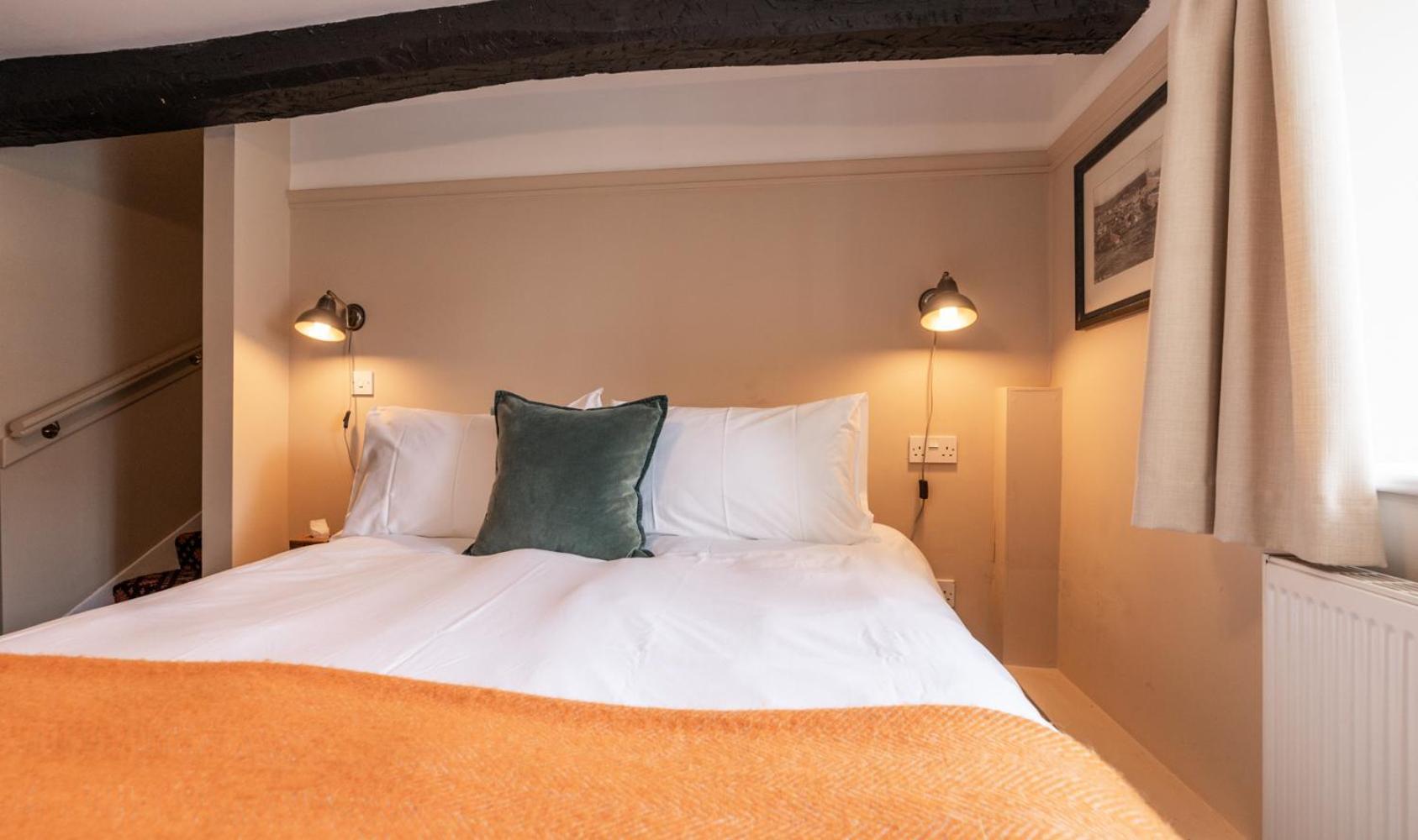 Bridport Arms Hotel Вест-Бэй Номер фото