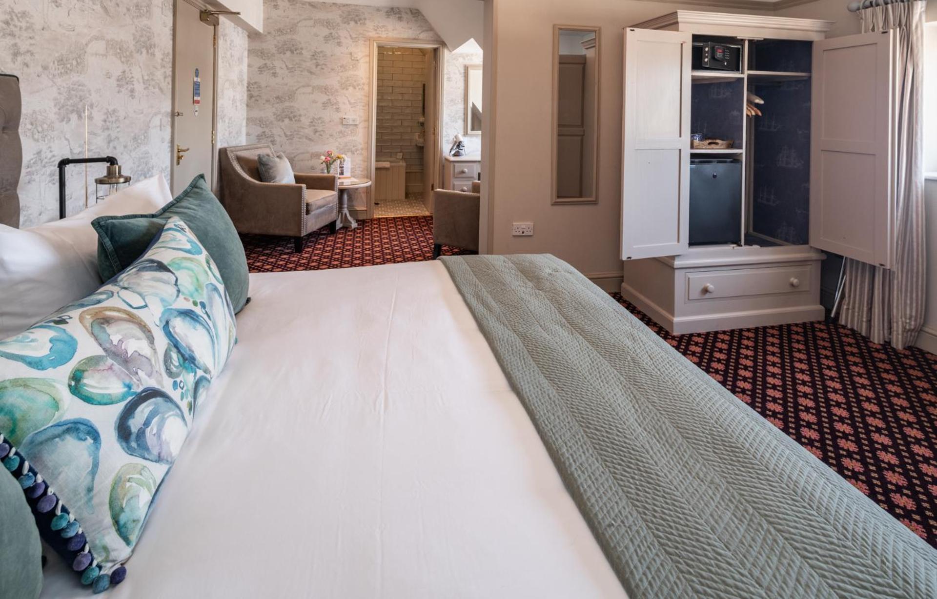 Bridport Arms Hotel Вест-Бэй Номер фото