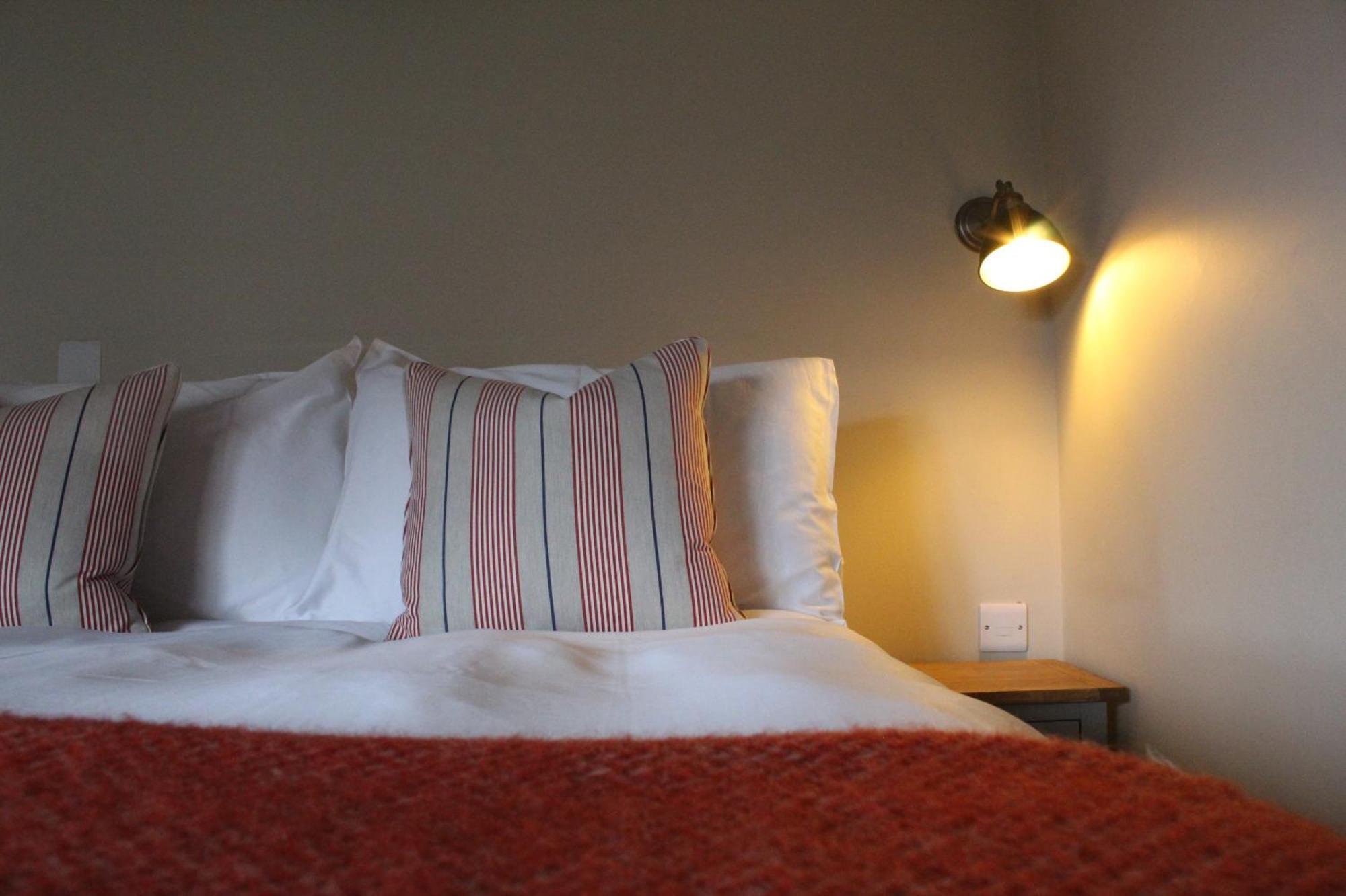 Bridport Arms Hotel Вест-Бэй Номер фото