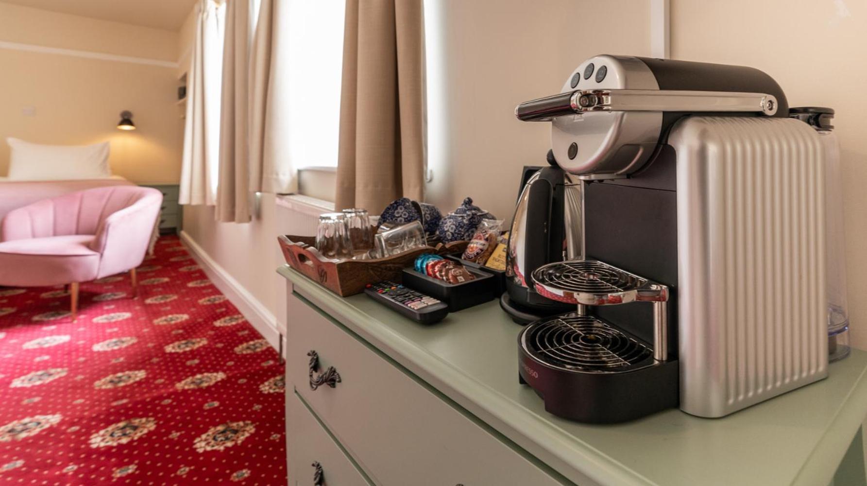 Bridport Arms Hotel Вест-Бэй Номер фото
