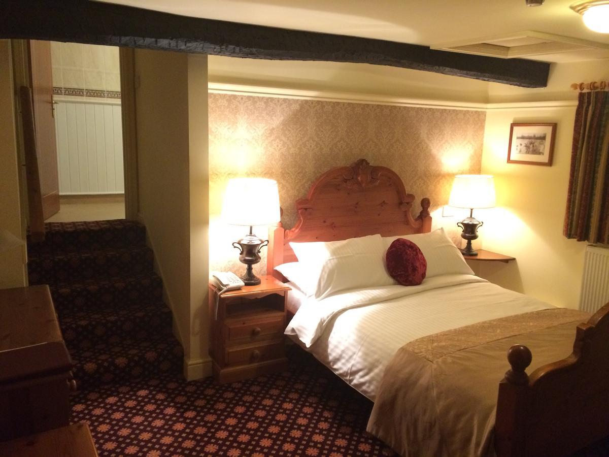 Bridport Arms Hotel Вест-Бэй Экстерьер фото
